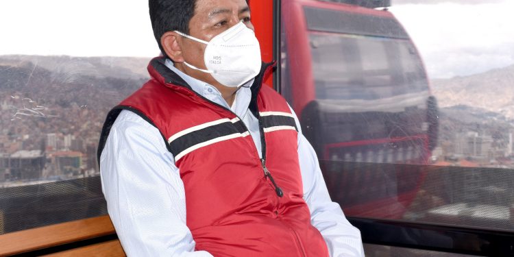 Mi Teleférico transportó 328 millones de personas en siete años