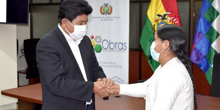 La abogada Arminda Choque es posesionada como la nueva directora General de AASANA