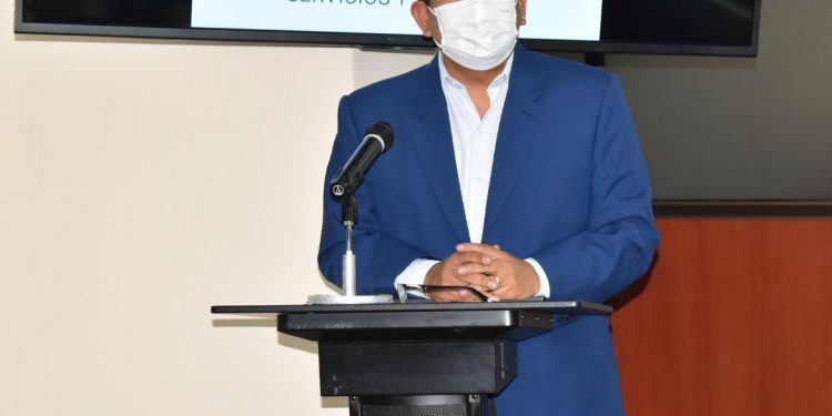 Sergio Choque es posesionado como nuevo gerente Ejecutivo de Mi Teleférico