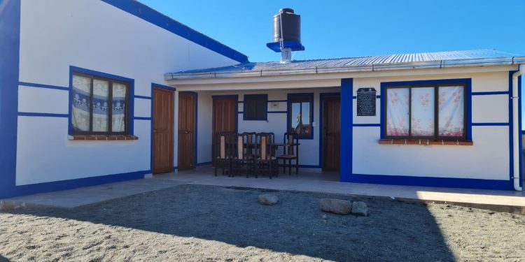 Obras para La Paz: Familias de Pucarani estrenan 28 viviendas sociales
