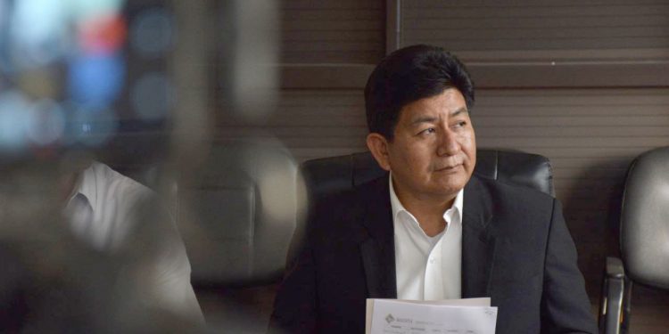 Ministro: Reyes Villa se comprometió a entregar hasta mañana los documentos indispensables para la línea Amarilla del tren