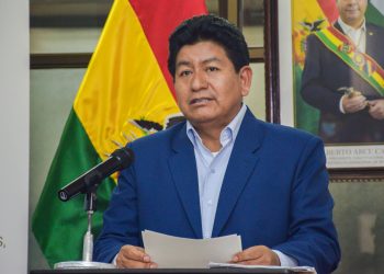 Montaño cuestiona que la Gobernación cruceña autorice urbanizaciones donde rechaza la carretera Buena Vista – Las Cruces