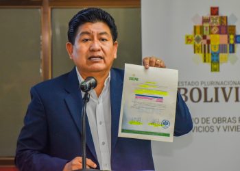 Ministro desmiente a diputada de CC sobre supuesta construcción de carretera por medio del Tipnis