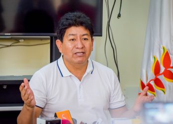 Montaño va Yapacaní a ratificar compromisos y lamenta que la Gobernación cruceña no cumpla su parte