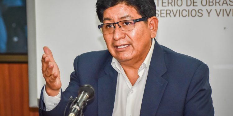 Montaño desmiente a diputado y ratifica que BoA cumple normas para traslado de oro