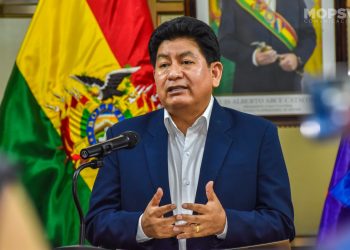 Montaño augura soluciones en reunión con autoridades de Tarija sobre deudas y un financiamiento trabado