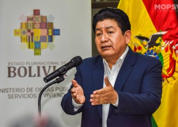 Montaño ratifica recursos económicos para la carretera Buena Vista – Las Cruces y pide la firma de Camacho