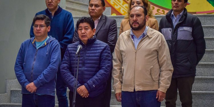 Diálogo entre el Gobierno y el transporte ratifica acuerdos y se descantan bloqueos