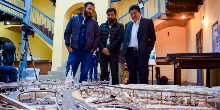 Gobierno presenta a ganadores de las Soluciones Alternativas al Tráfico vehicular de la Ceja de El Alto